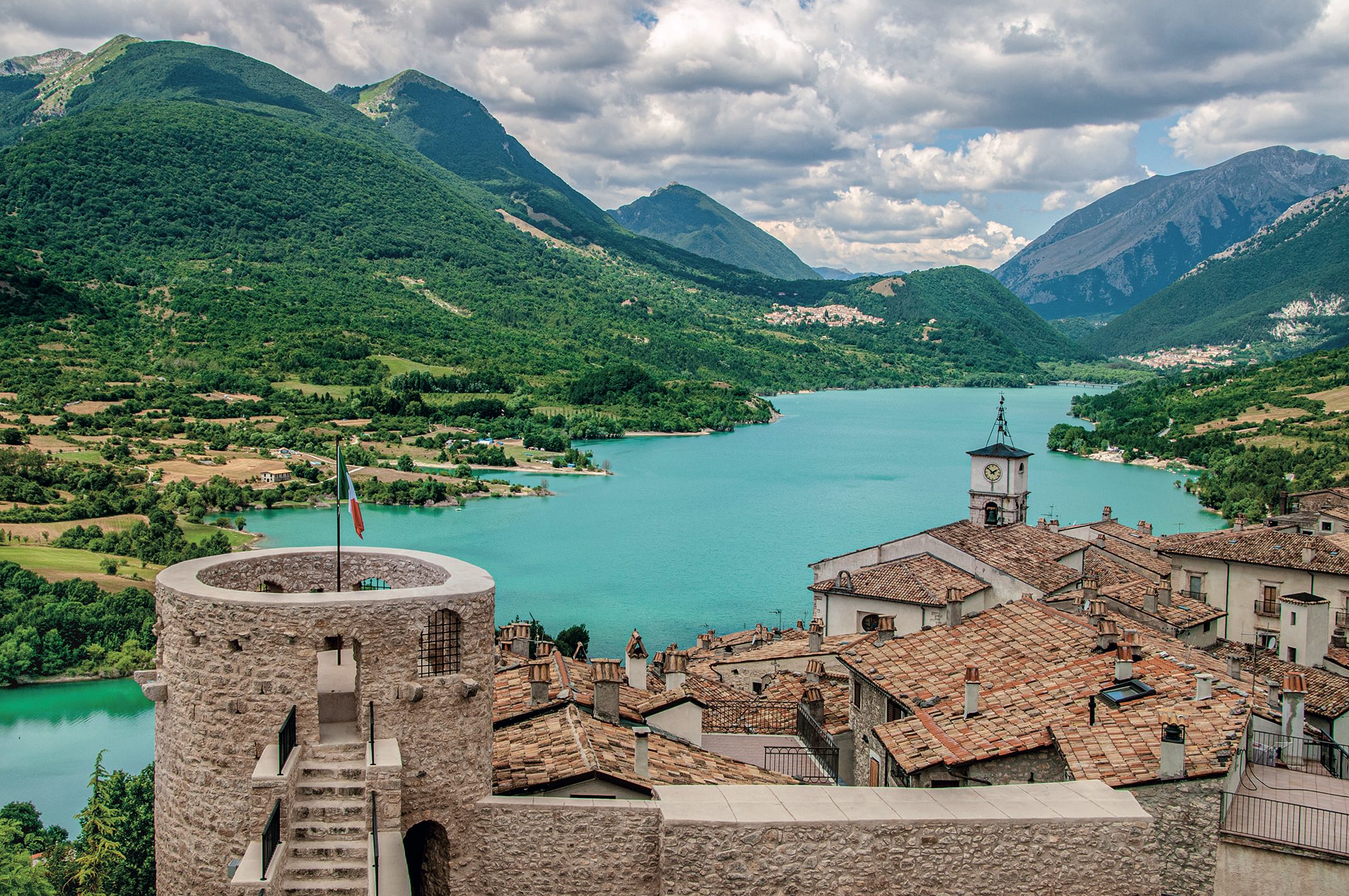 MONTAGNA_barrea_lago