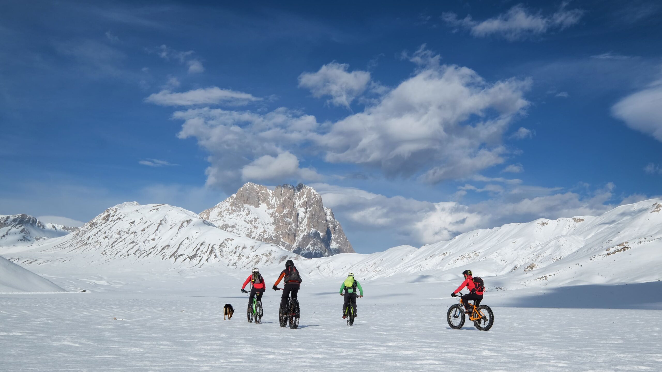 campo imperatore neve bike orizzontale