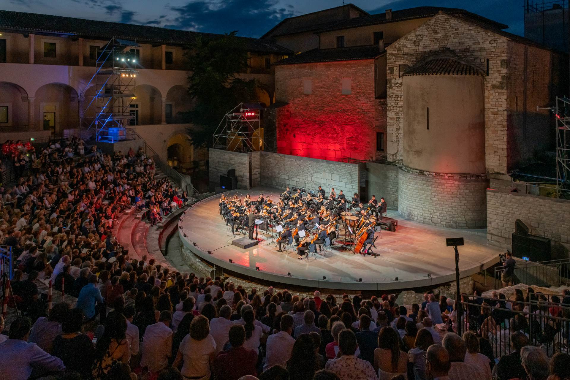 Spoleto.TeatroRomano_Umbria