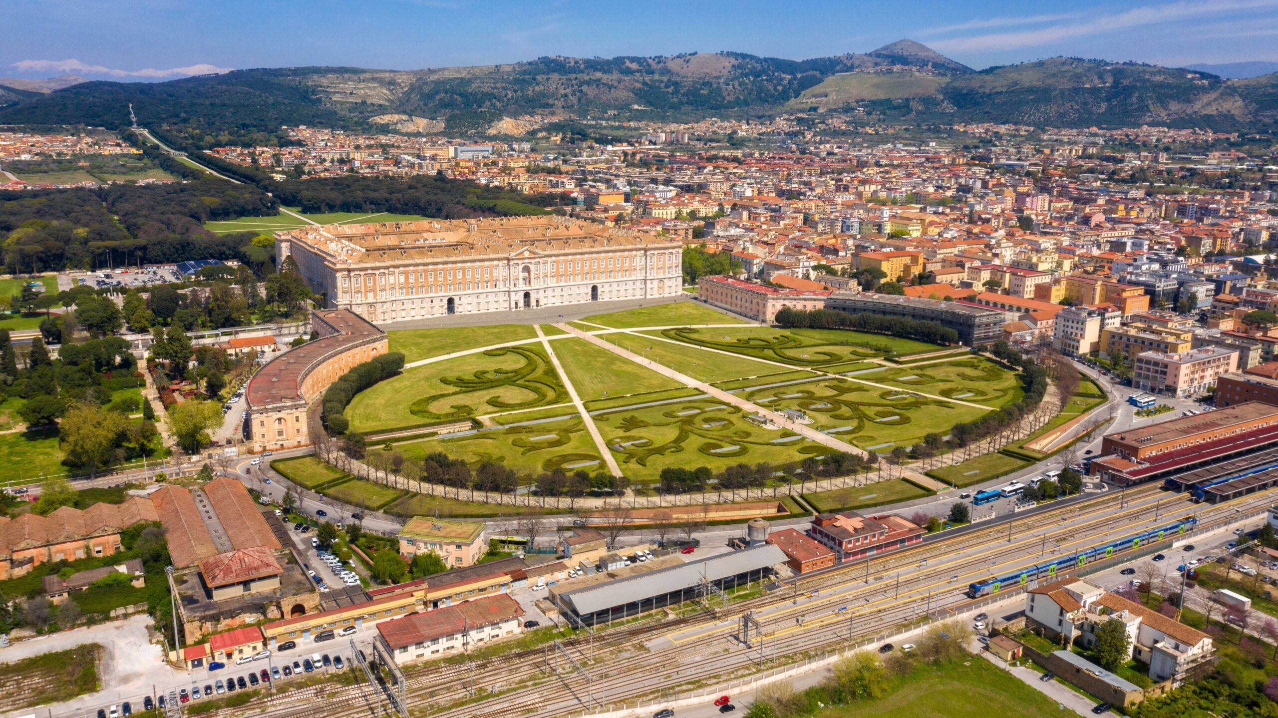 giardini_reggia_caserta-scaled