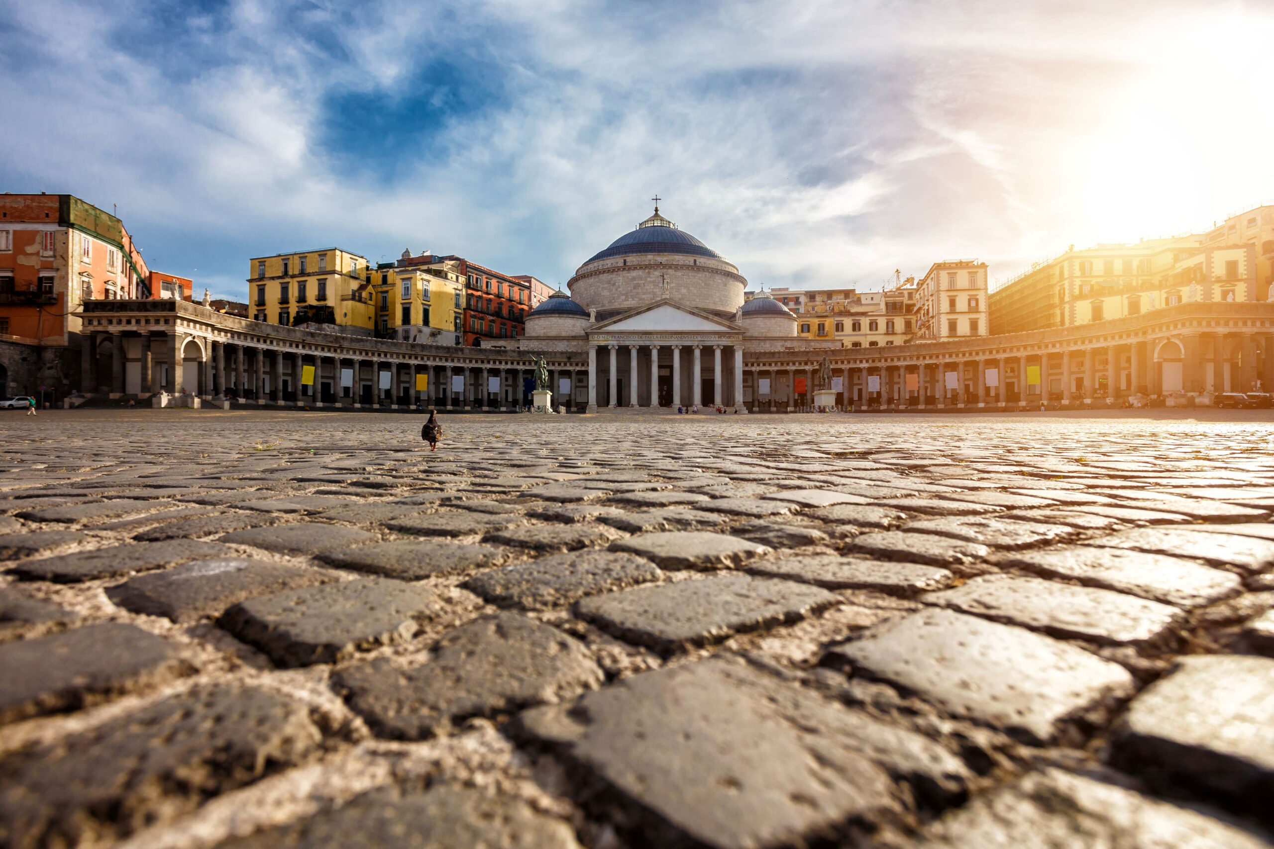 piazza_plebiscito_napoli-scaled
